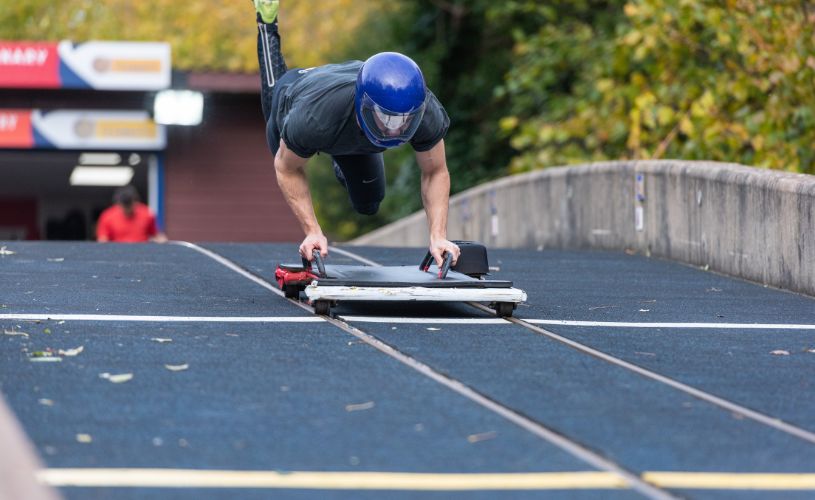 Skeleton push track